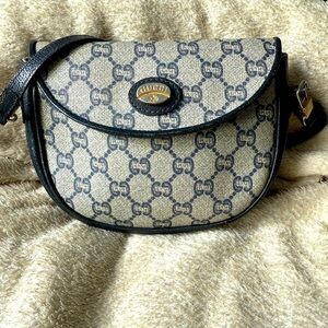 Gucci Beige and Black Women's Bag vintage inner deterioration